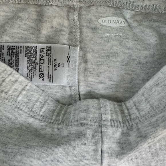 Toddler Girls Shorts Bundle - Picture 5 of 6